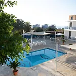 Hotel West End