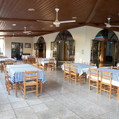 فندق West End بييا