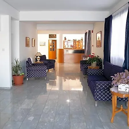West End Hotel *