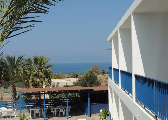 Hotel West End Pegeia